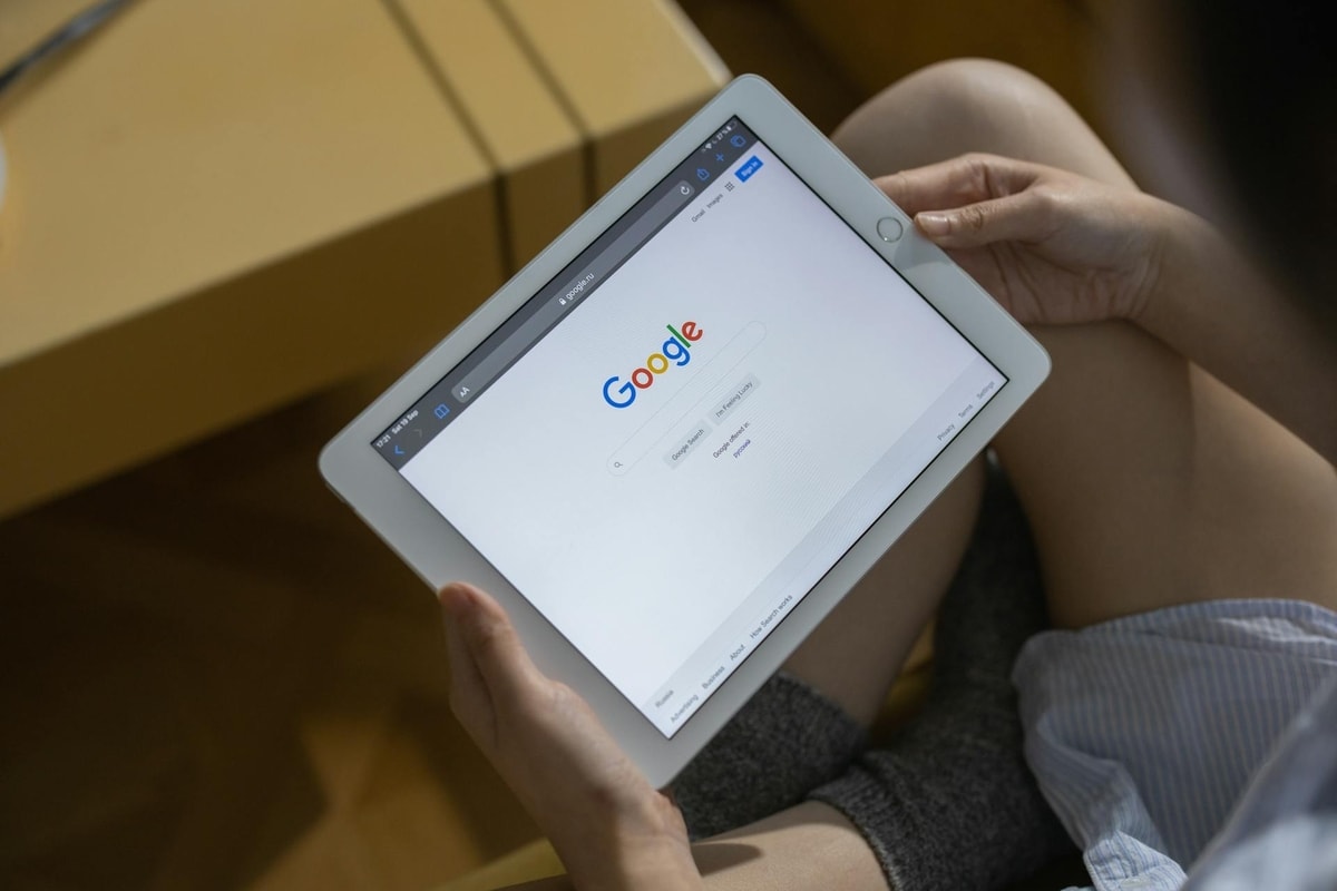 Ilustrasi penggunaan Google
Foto oleh cottonbro studio di Pexels Ilustrasi penggunaan Google
Foto oleh cottonbro studio di Pexels