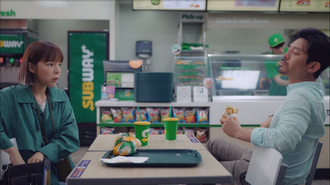 Product placemen SubWay di drama Korea
Gambar: Twitter Product placemen SubWay di drama Korea
Gambar: Twitter